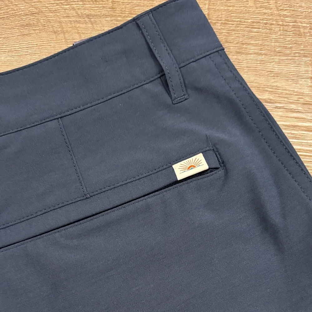 NWT - Faherty Men's Dark Blue Flat Front Shorts